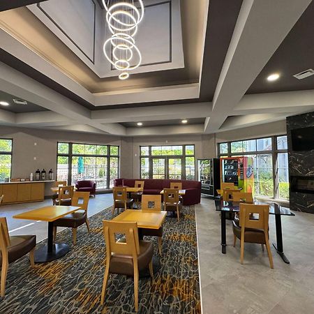 La Quinta By Wyndham Raleigh Cary Hotell Exteriör bild